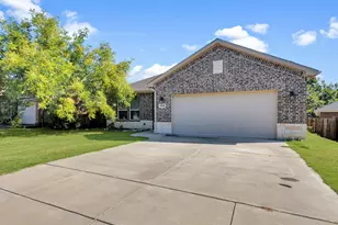 10149 Lone Eagle Dr, Fort Worth, TX 76108 - Photo 3