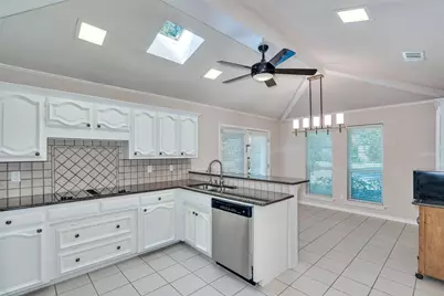 6315 Brook Lake Drive, Dallas, TX 75248 - Photo 11