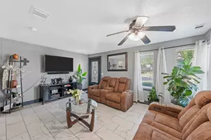 1205 N 17th St, Waco, TX 76707 - Photo 5