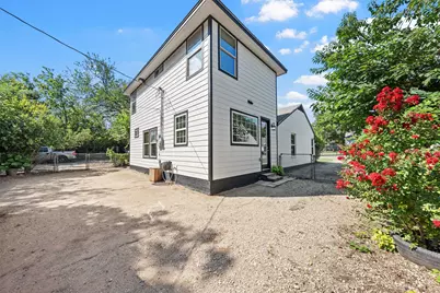 1205 N 17th Street, Waco, TX 76707 - Photo 27