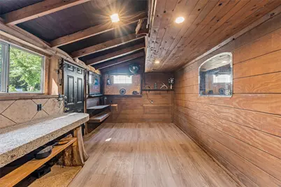 1205 N 17th Street, Waco, TX 76707 - Photo 31