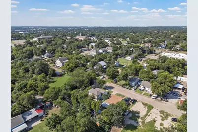 1205 N 17th Street, Waco, TX 76707 - Photo 35