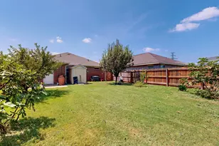 8627 Cedar Post Ct, Dallas, TX 75227 - Photo 29