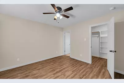 210 N Harrison Street, McGregor, TX 76657 - Photo 15