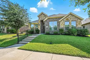 106 Cool Meadows Ln, Red Oak, TX 75154 - Photo 1