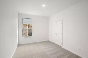 110 Honey Bee Dr, Cleburne, TX 76031 - Photo 13