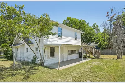 302 S Wood Street, Cleburne, TX 76033 - Photo 31