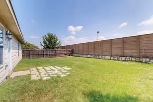 708 Lark Dr, Aubrey, TX 76227 - Photo 39