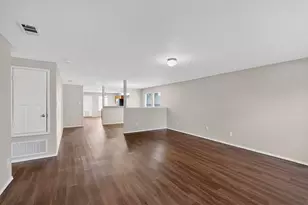 708 Lark Dr, Aubrey, TX 76227 - Photo 9