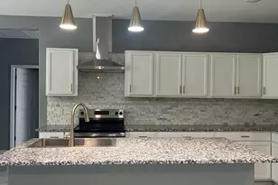 300 Austin St, Alvarado, TX 76009 - Photo 13