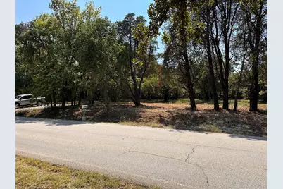 402 S Shady Shores Road, Shady Shores, TX 76208 - Photo 11