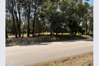 402 S Shady Shores Road, Shady Shores, TX 76208 - Photo 13