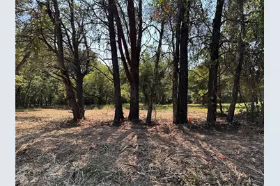 402 S Shady Shores Road, Shady Shores, TX 76208 - Photo 3