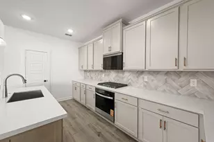 2409 Rams Horn Dr, Waxahachie, TX 75167 - Photo 5