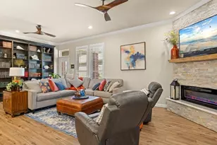 3510 Fountain Way, Granbury, TX 76049 - Photo 5