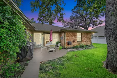 702 Kiowa Drive W, Lake Kiowa, TX 76240 - Photo 39