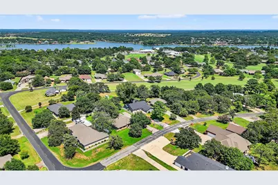 702 Kiowa Drive W, Lake Kiowa, TX 76240 - Photo 31