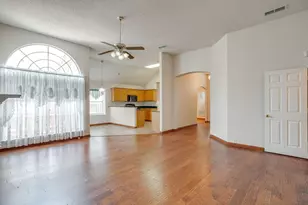 1104 Whistle Stop Dr, Saginaw, TX 76131 - Photo 15