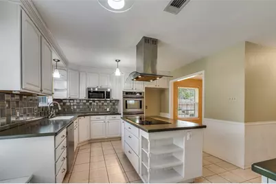 1501 Ridgeview Drive, Arlington, TX 76012 - Photo 11