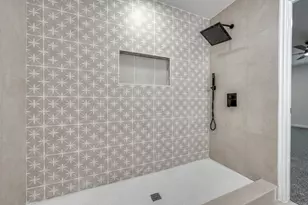 201 W Fuller Dr, Euless, TX 76039 - Photo 13