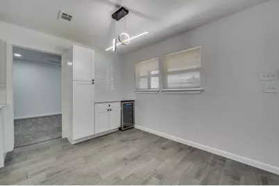 201 W Fuller Drive, Euless, TX 76039 - Photo 9