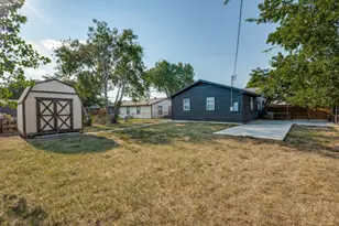 201 W Fuller Dr, Euless, TX 76039 - Photo 29