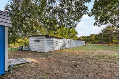 391 Gina Circle, Granbury, TX 76049 - Photo 19