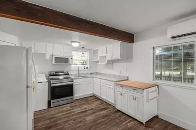 391 Gina Circle, Granbury, TX 76049 - Photo 7