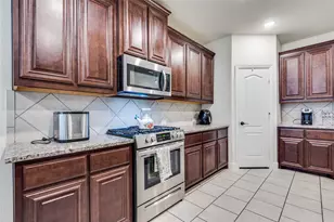 1220 Richard Pittmon Dr, DeSoto, TX 75115 - Photo 5