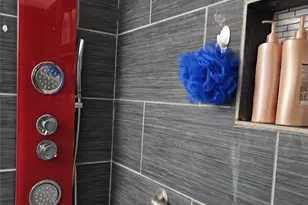 645 NW 10th St, Grand Prairie, TX 75050 - Photo 9