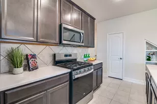2769 Henson Ln, Garland, TX 75040 - Photo 11