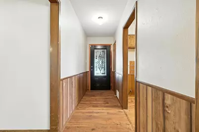 905 Clearview Street, Krum, TX 76249 - Photo 7