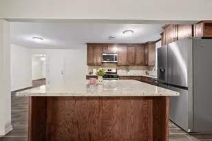 14617 Oakwood Ln, Balch Springs, TX 75180 - Photo 7