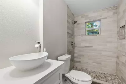 14617 Oakwood Lane, Balch Springs, TX 75180 - Photo 17