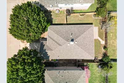 216 Lincoln Lane, Crowley, TX 76036 - Photo 21