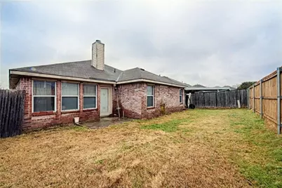 909 Simi Drive, Arlington, TX 76001 - Photo 13