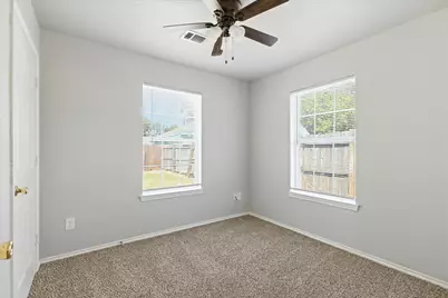 107 S Crawford Street, Denton, TX 76205 - Photo 7