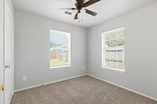 107 S Crawford St, Denton, TX 76205 - Photo 7