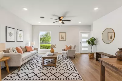 900 N 22nd Street, Waco, TX 76707 - Photo 1