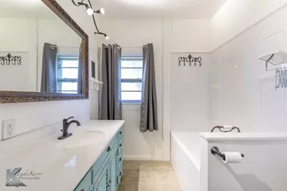 7495 E Tx-222 Highway, Munday, TX 76371 - Photo 21