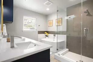 6350 Glennox Ln, Dallas, TX 75214 - Photo 13