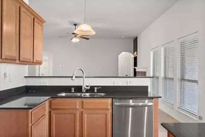 1117 Macadamia Street, Venus, TX 76084 - Photo 11