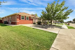 922 Hannah Way, Dallas, TX 75253 - Photo 3