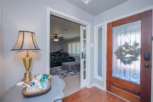 102 Clearman St, Krum, TX 76249 - Photo 7