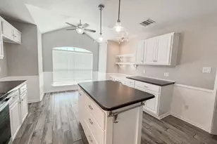 4726 Topaz Ln, Granbury, TX 76049 - Photo 7