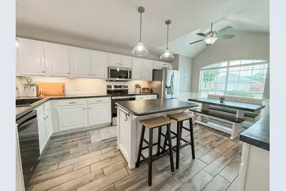 4726 Topaz Lane, Granbury, TX 76049 - Photo 5