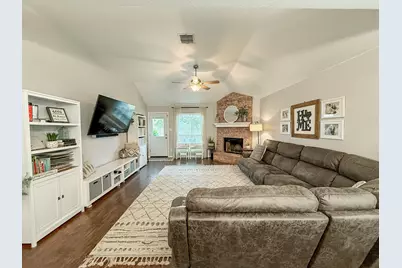 4726 Topaz Lane, Granbury, TX 76049 - Photo 15