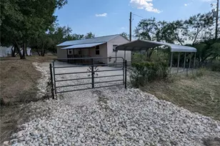 391 Gina Cir, Granbury, TX 76049 - Photo 37