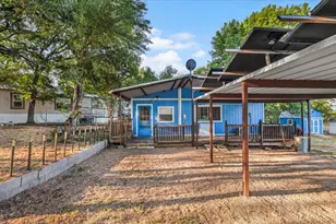 391 Gina Cir, Granbury, TX 76049 - Photo 3