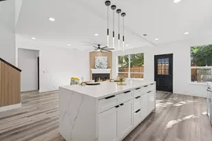 808 Lake Bridge Dr, Lake Dallas, TX 75065 - Photo 7